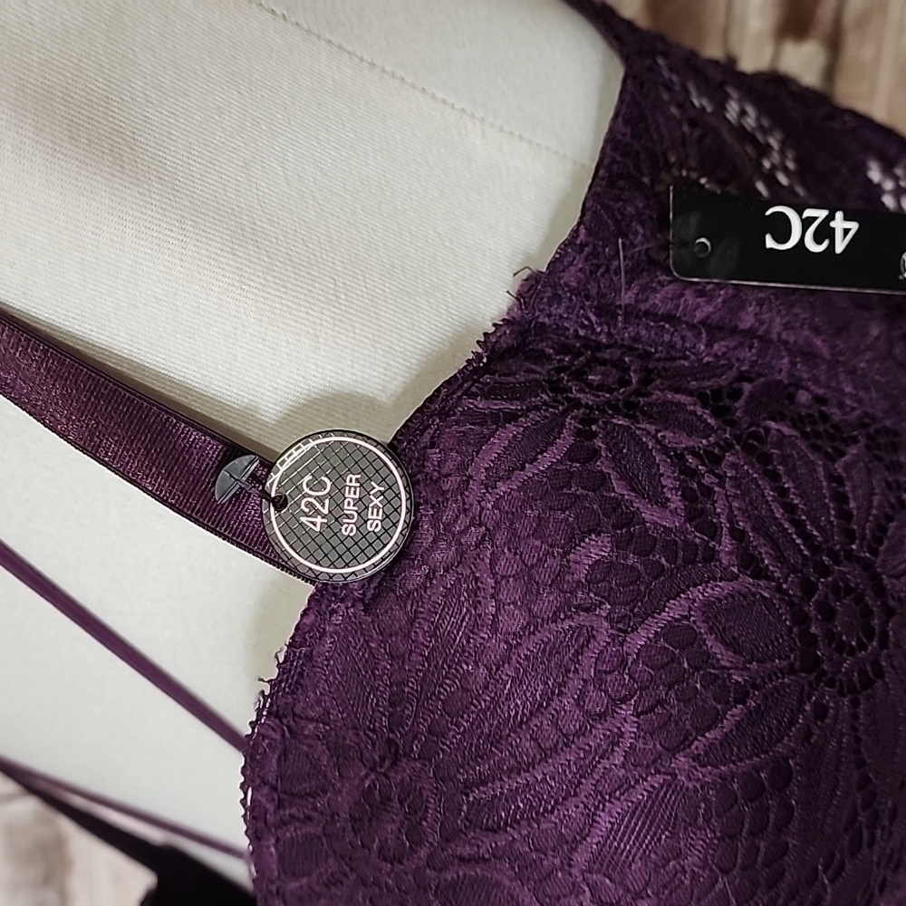 Body Frosting Brand New Elegant Purple Lace Bralette - Picture 3 of 11